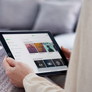Tablet met de SoundTouch-app