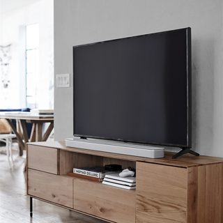 Choosing The Best Soundbars Bose Bose home speaker 500 supports numerous online music services and internet radio platforms, including spotify, amazon music, pandora, deezer, and iheartradio. choosing the best soundbars bose