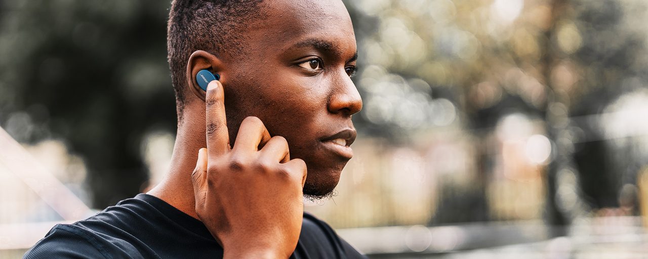 Noise Blocking and Noise Cancelling Bose