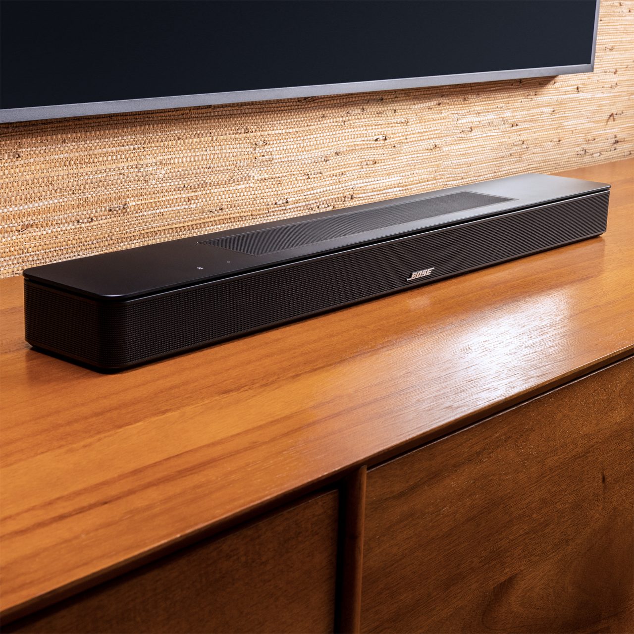 Bose Global Press Room Bose introduces the new Smart Soundbar 600