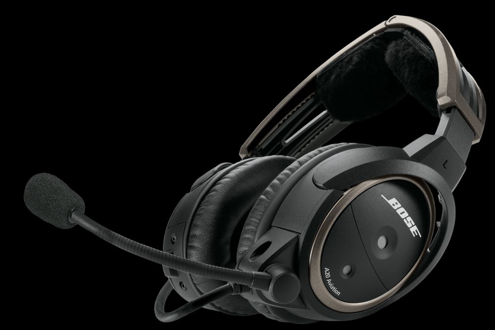 a20-aviation-headset-for-pilots-bose