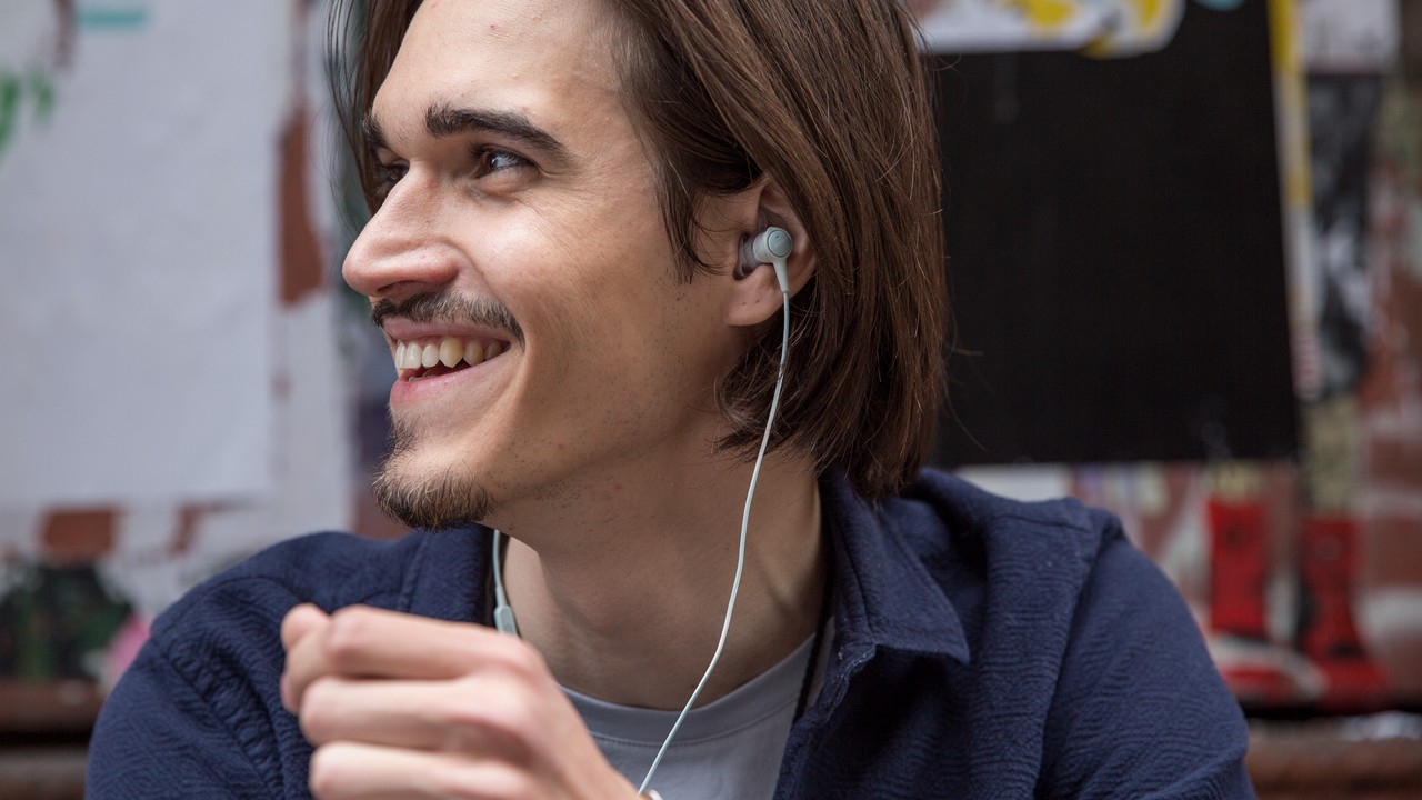SoundTrue® Ultra in-ear headphones – Apple devices SoundTrue® Ultra in-ear headphones – Apple devices