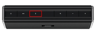 Diffusore SoundLink con pulsante Bluetooth evidenziato