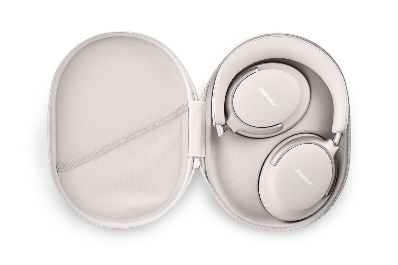 bose-quietcomfort-ultra-headphones-carry-case-bose