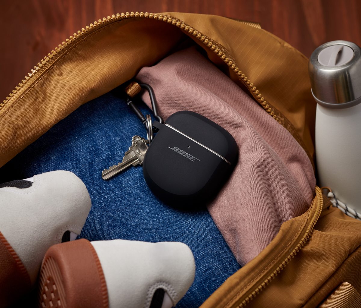 QC Earbuds II用のカラビナ付きシリコン製保護イヤホンキャリー