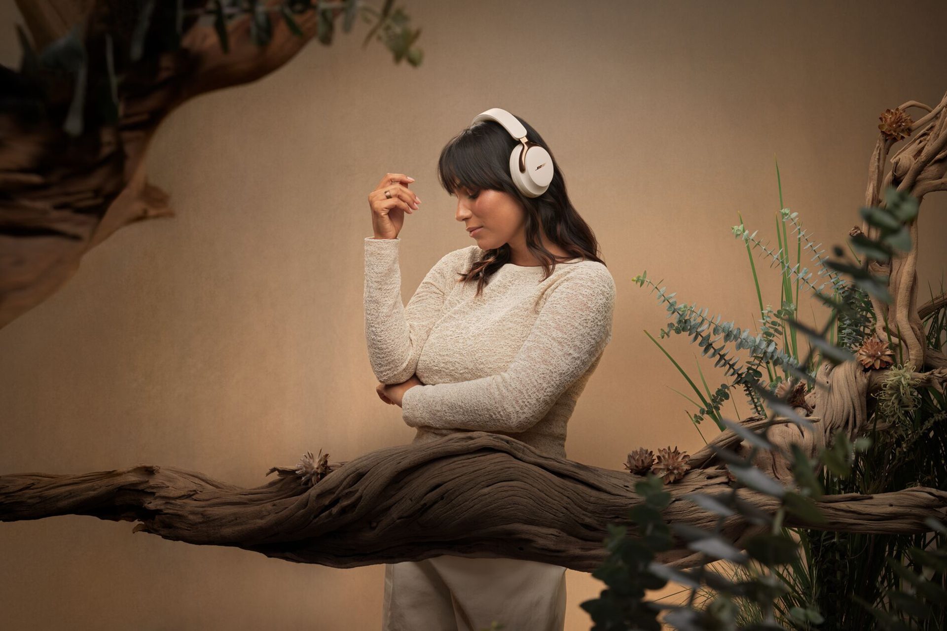 Bose unveils the next generation of the Ultra Headphones 12