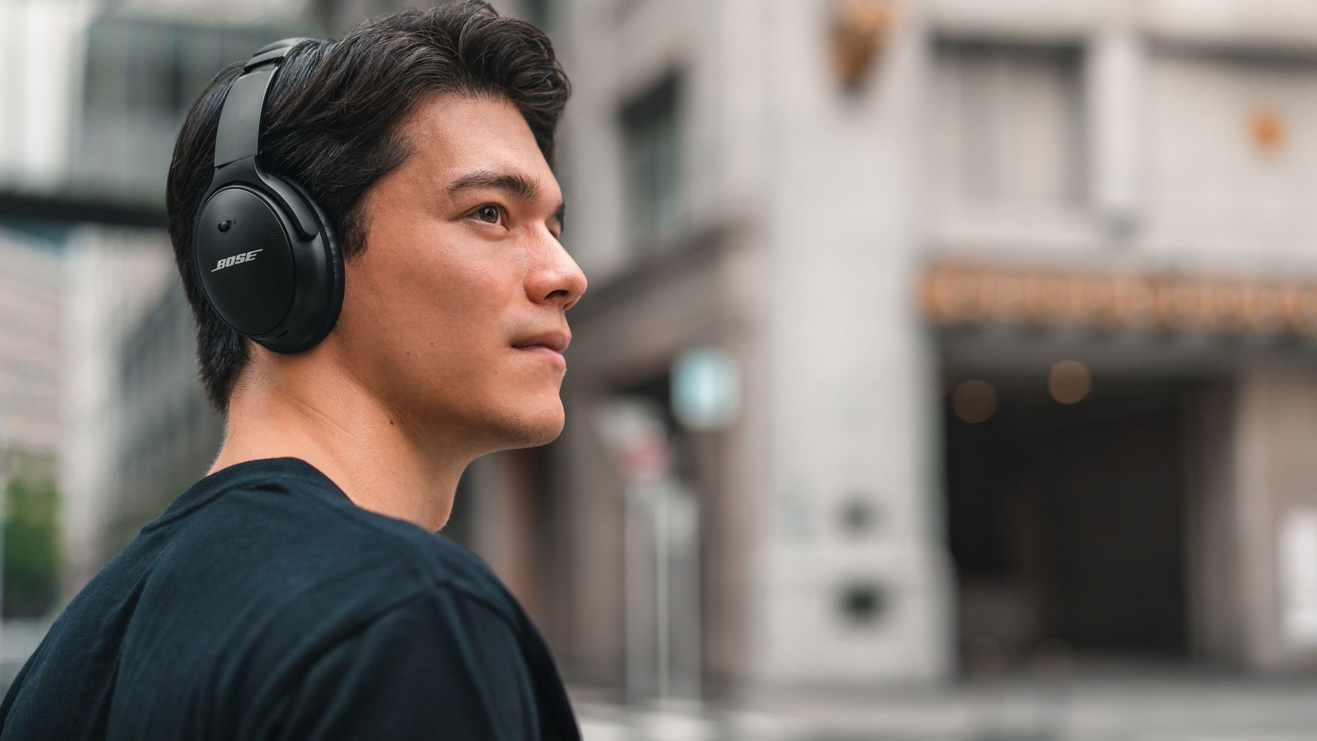 SE Noise Cancelling Smart Headphones Bose