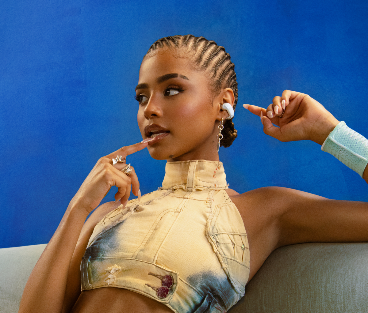 イヤホン BOSE ULTRA OPEN EARBUDS WHITE Słuchawki douszne Bose Ultra o otwartej konstrukcji | Bose