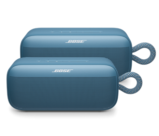 Bose SoundLink Plus Portable Speaker Bundle